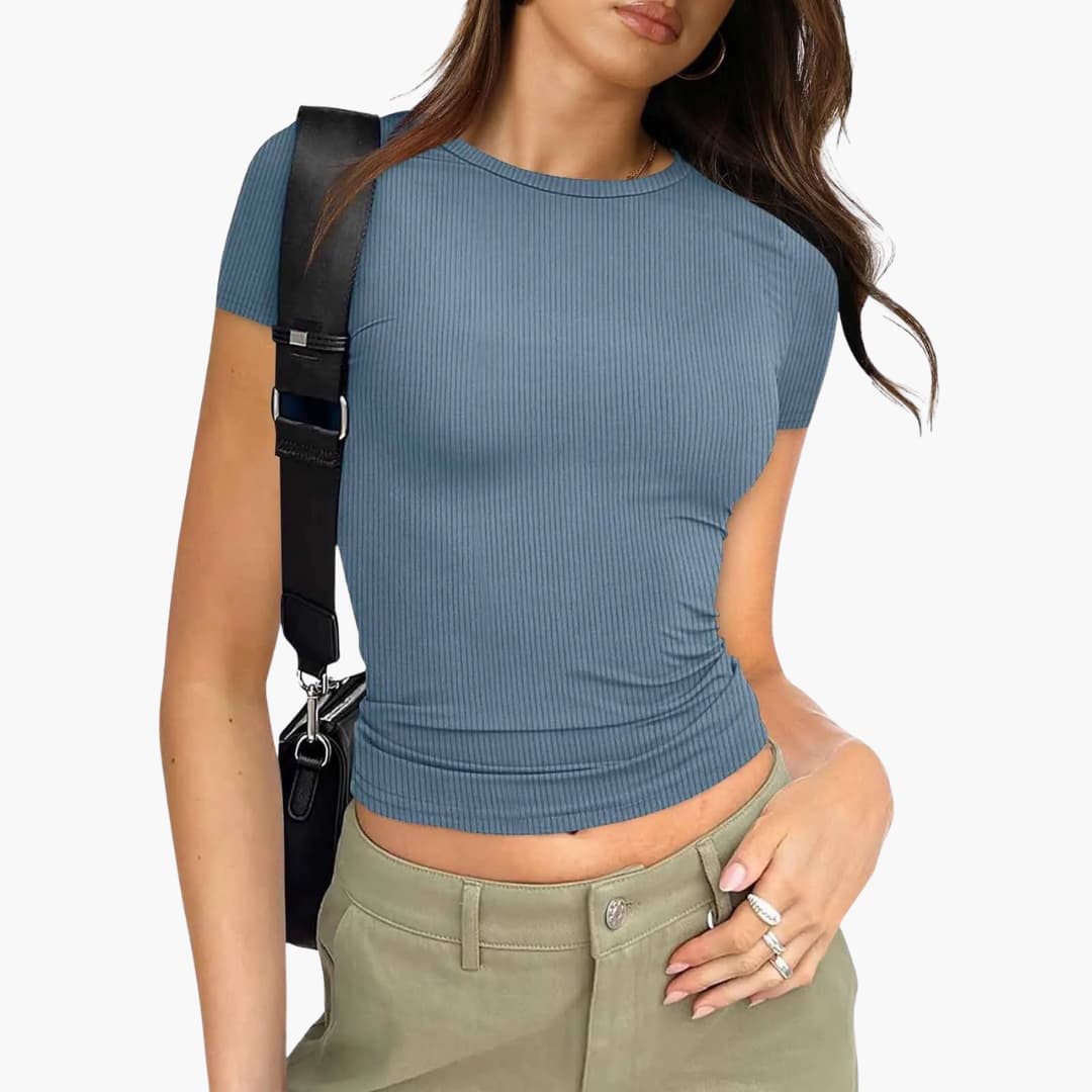 Women’s ribbed cropped t-shirt with short sleeves