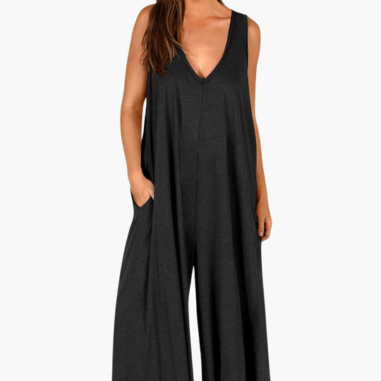 Women’s all-season sleeveless jumpsuit with wide-leg cut and pockets