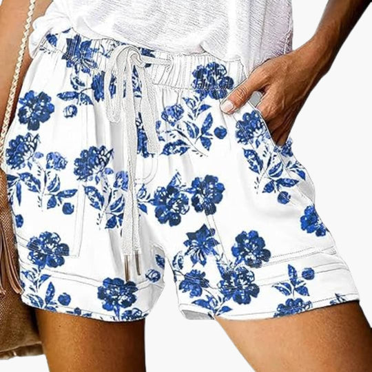 Women’s summer shorts with elastic waist and front pockets