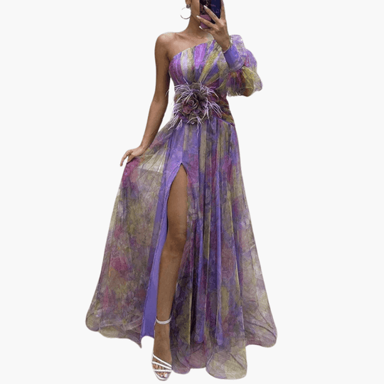 Elegant Evening Dress - Flattering Formal Style for Women