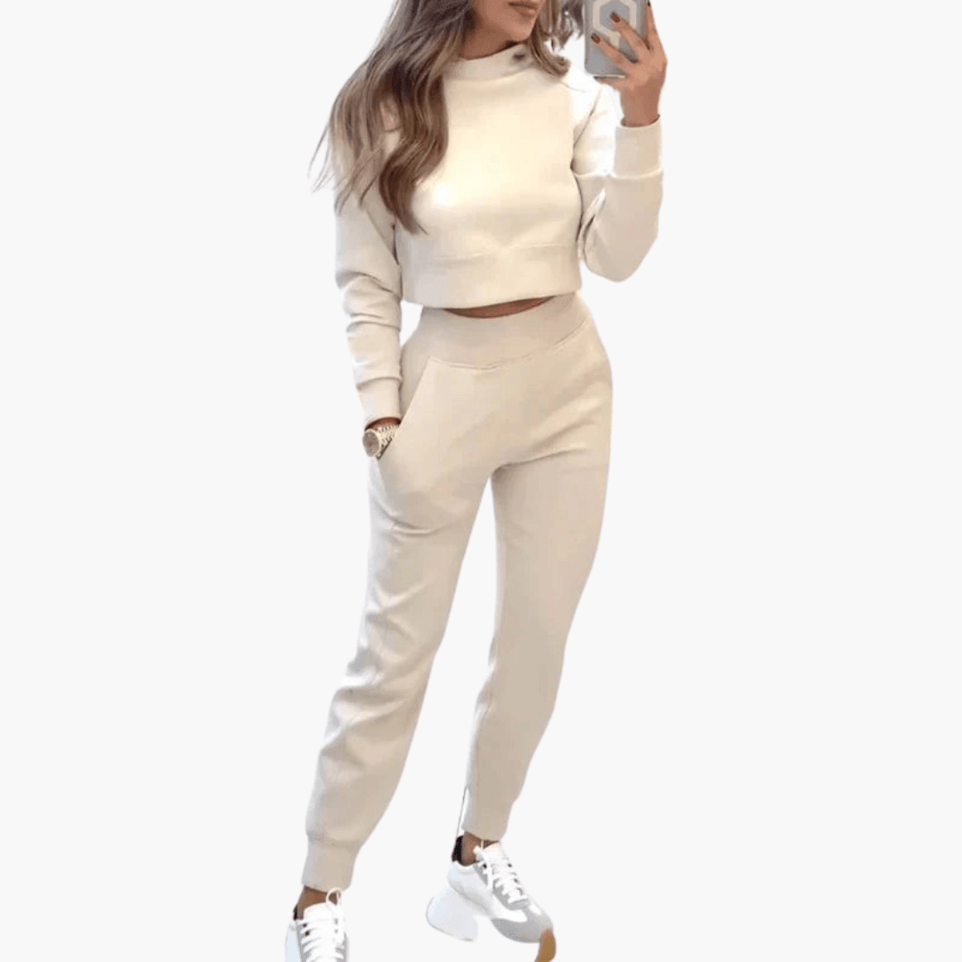 Knit Lounge Set – Women's Cozy Two-Piece Loungewear Outfit