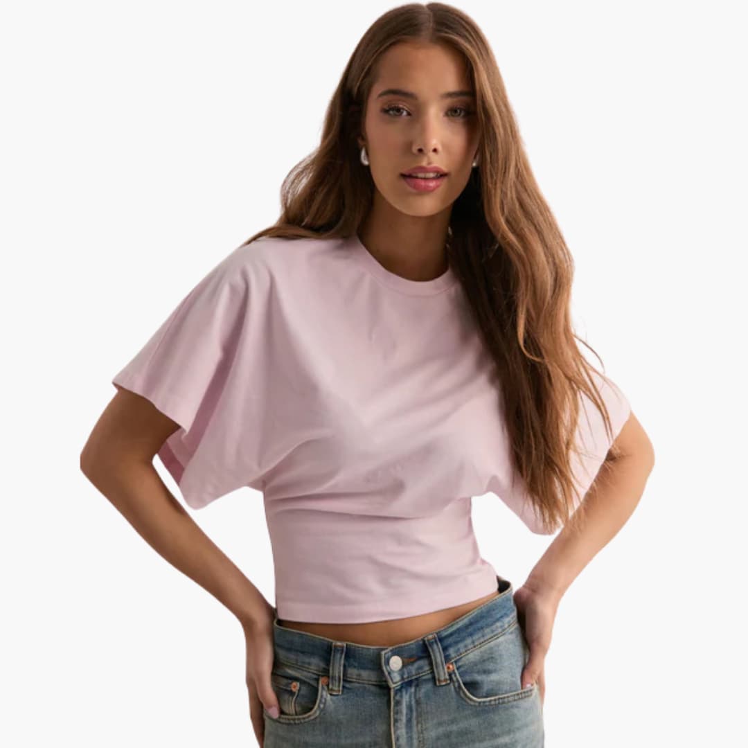 Women’s cropped t-shirt with short sleeves and round neck