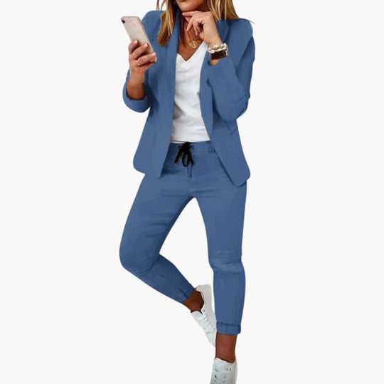 Fitted Lounge Set for Women - Casual Yet Stylish Comfort