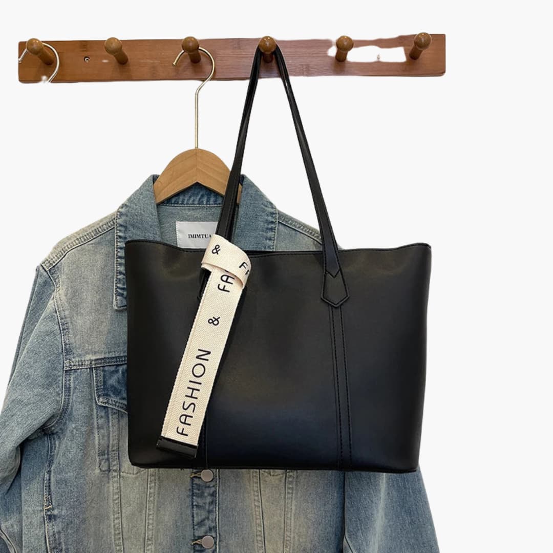 Chic Crossbody Shoulder Bag for Women - Spacious & Stylish
