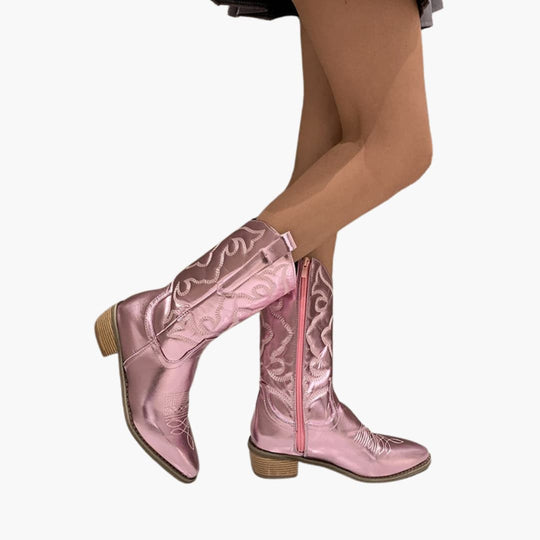 Women’s ankle boots with pointed toe and block heel design