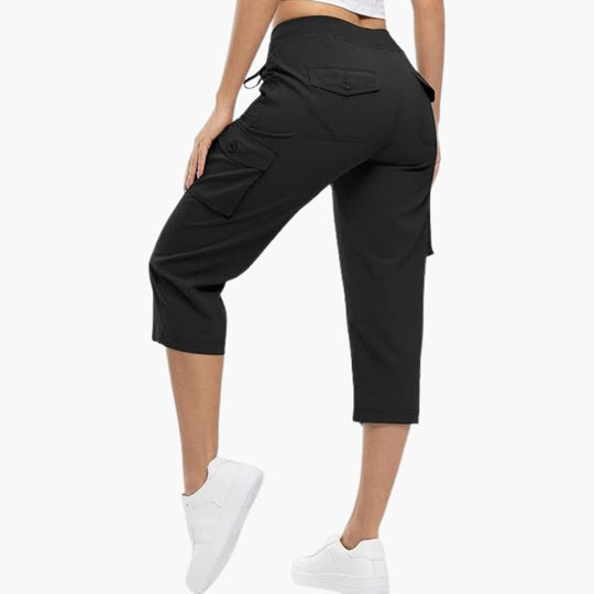 Women’s 3/4 length cargo capri shorts with utility pockets