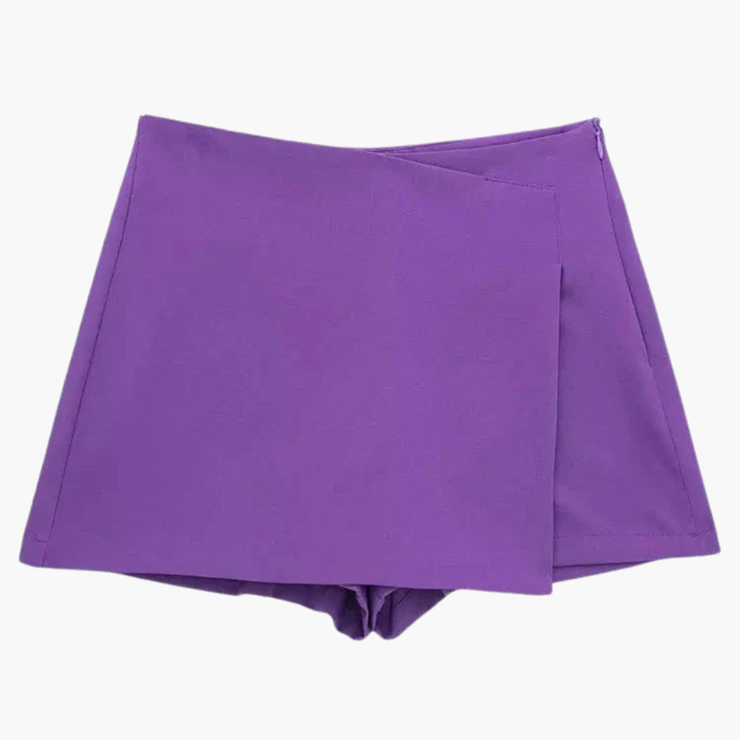 Women's summer skort with pleats and built-in shorts