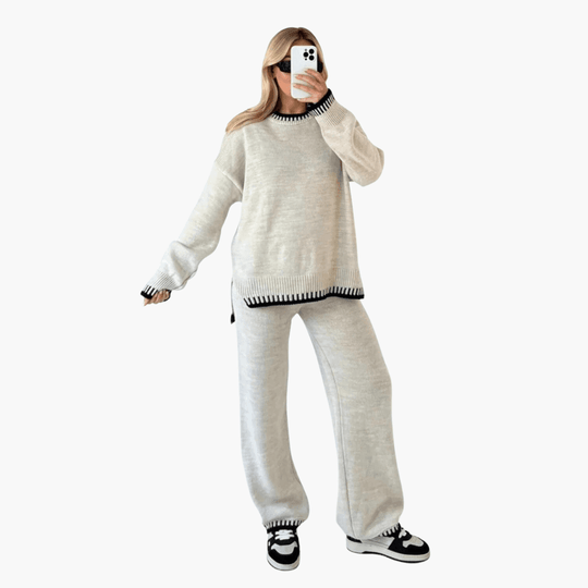 Knit Lounge Set – Women's Cozy Two-Piece Loungewear Outfit