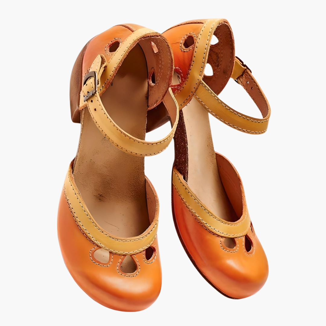 Women’s closed-toe summer sandals with ankle strap and cut-outs