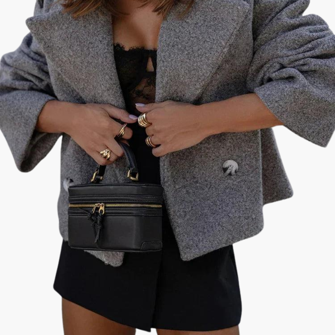 Chic Wool Blend Cropped Jacket - Oversized Elegance for Women