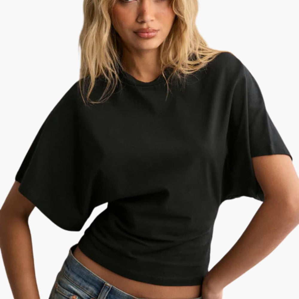Women’s cropped t-shirt with short sleeves and round neck