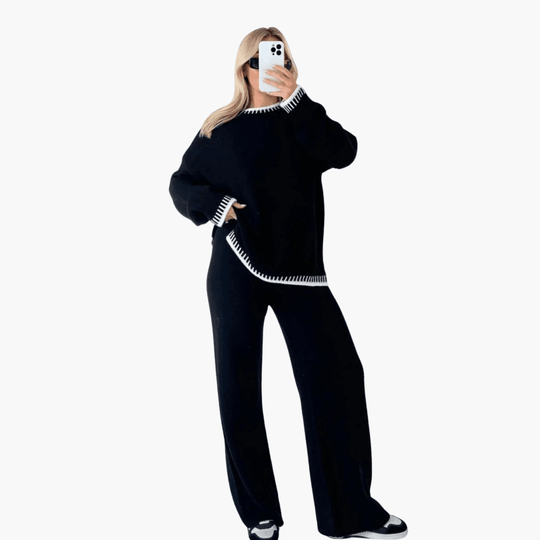 Knit Lounge Set – Women's Cozy Two-Piece Loungewear Outfit