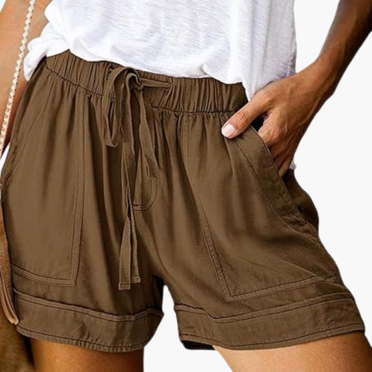Women’s summer shorts with elastic waist and front pockets