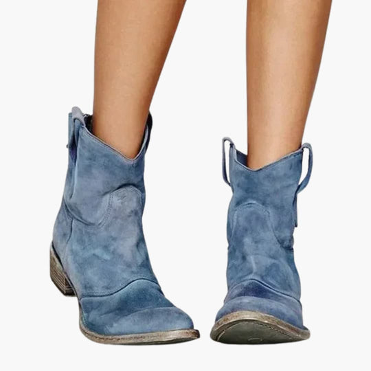 Women’s ankle boots with pointed toe and low stacked heel