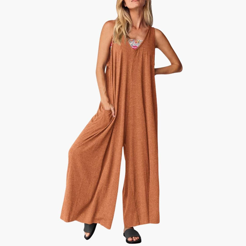 Women’s all-season sleeveless jumpsuit with wide-leg cut and pockets