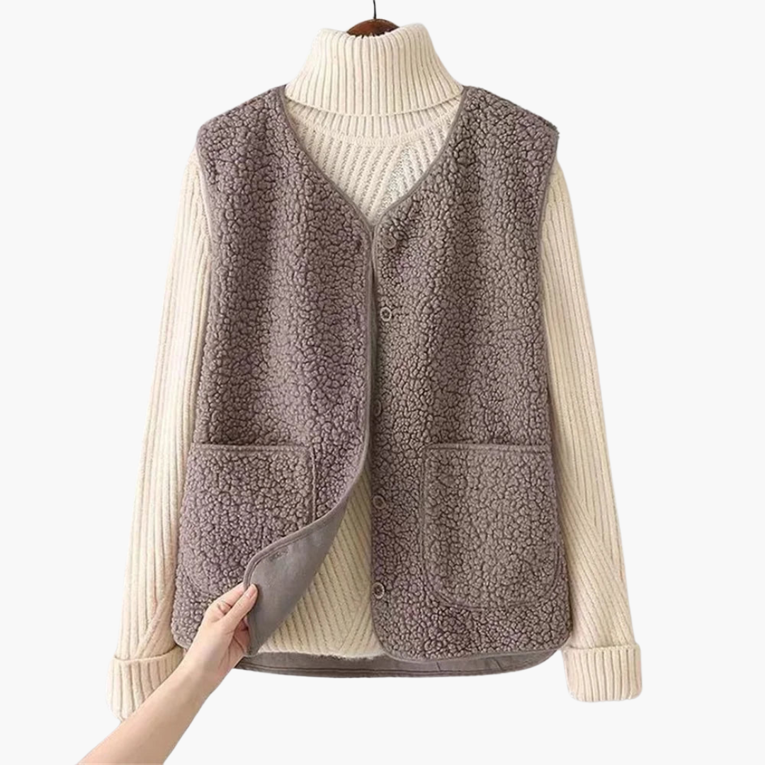 Chic Wool Vest for Women - Versatile and Stylish Layer