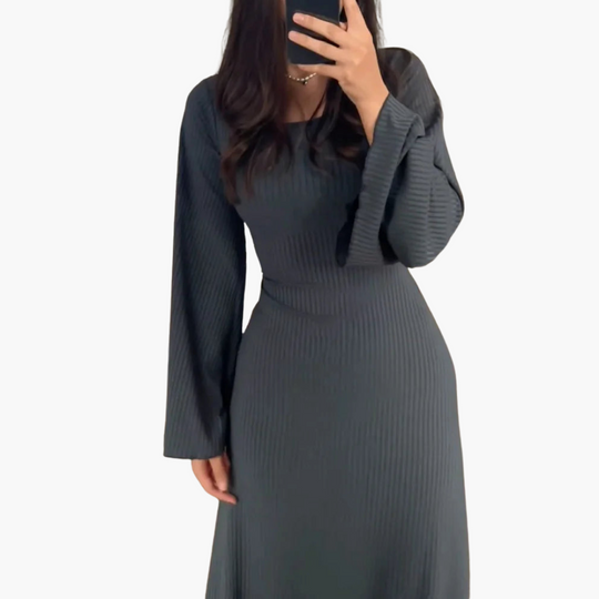 Elegant Maxi Dress - Long Sleeve Style for Women Guests