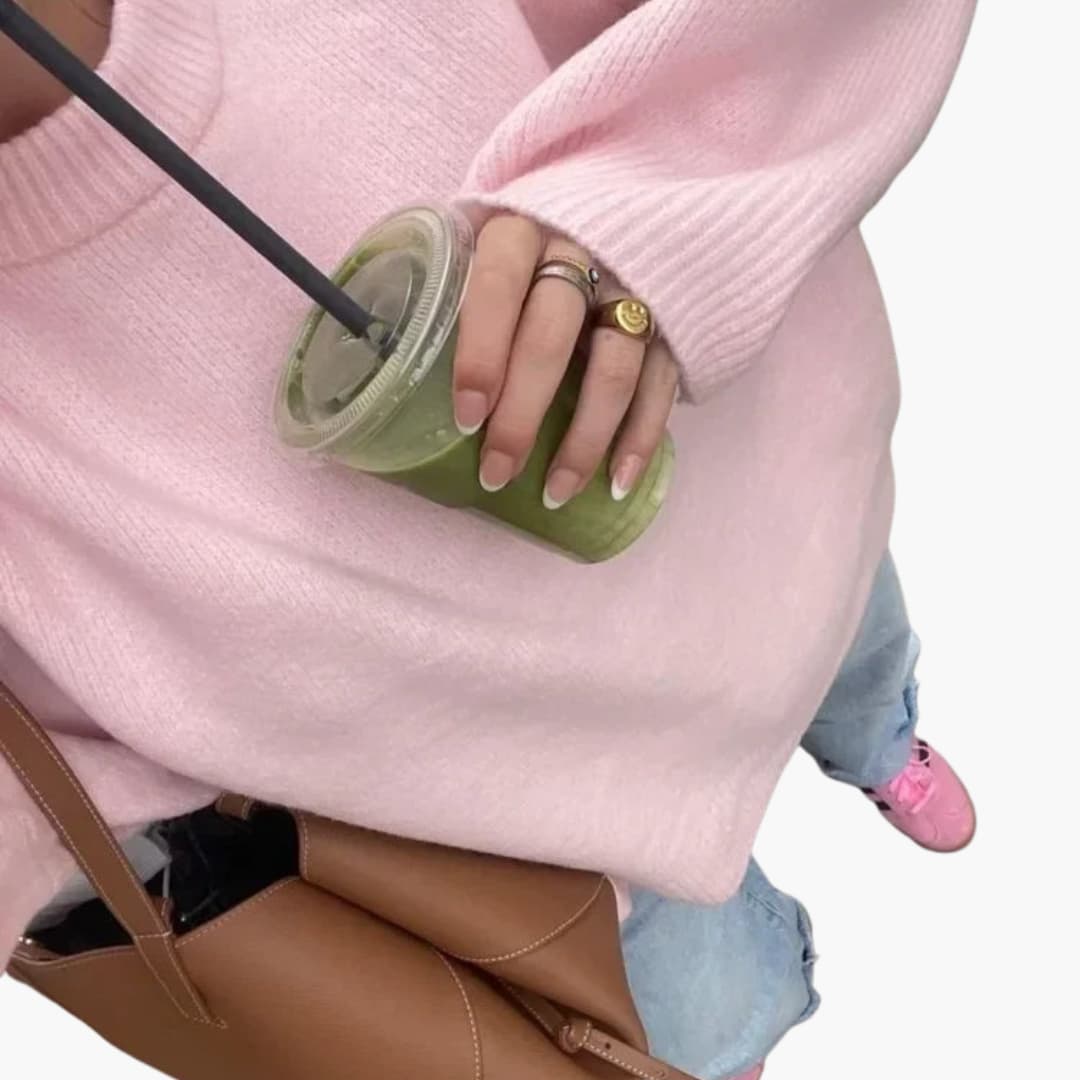 Women's knit jumper with crew neck and long sleeves