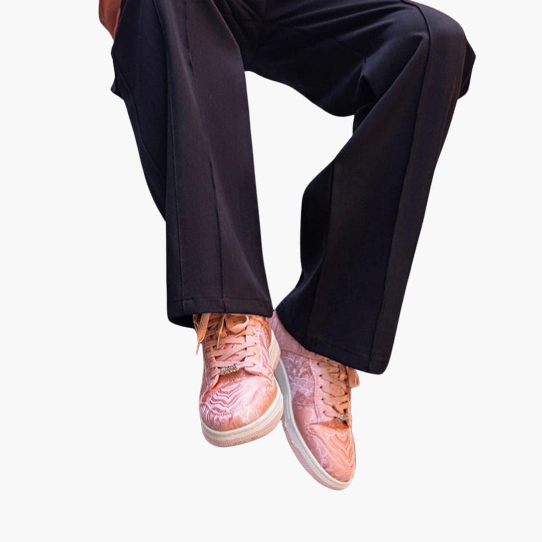 Trendy Lace-Up Sneakers - Casual Comfort for Men and Women
