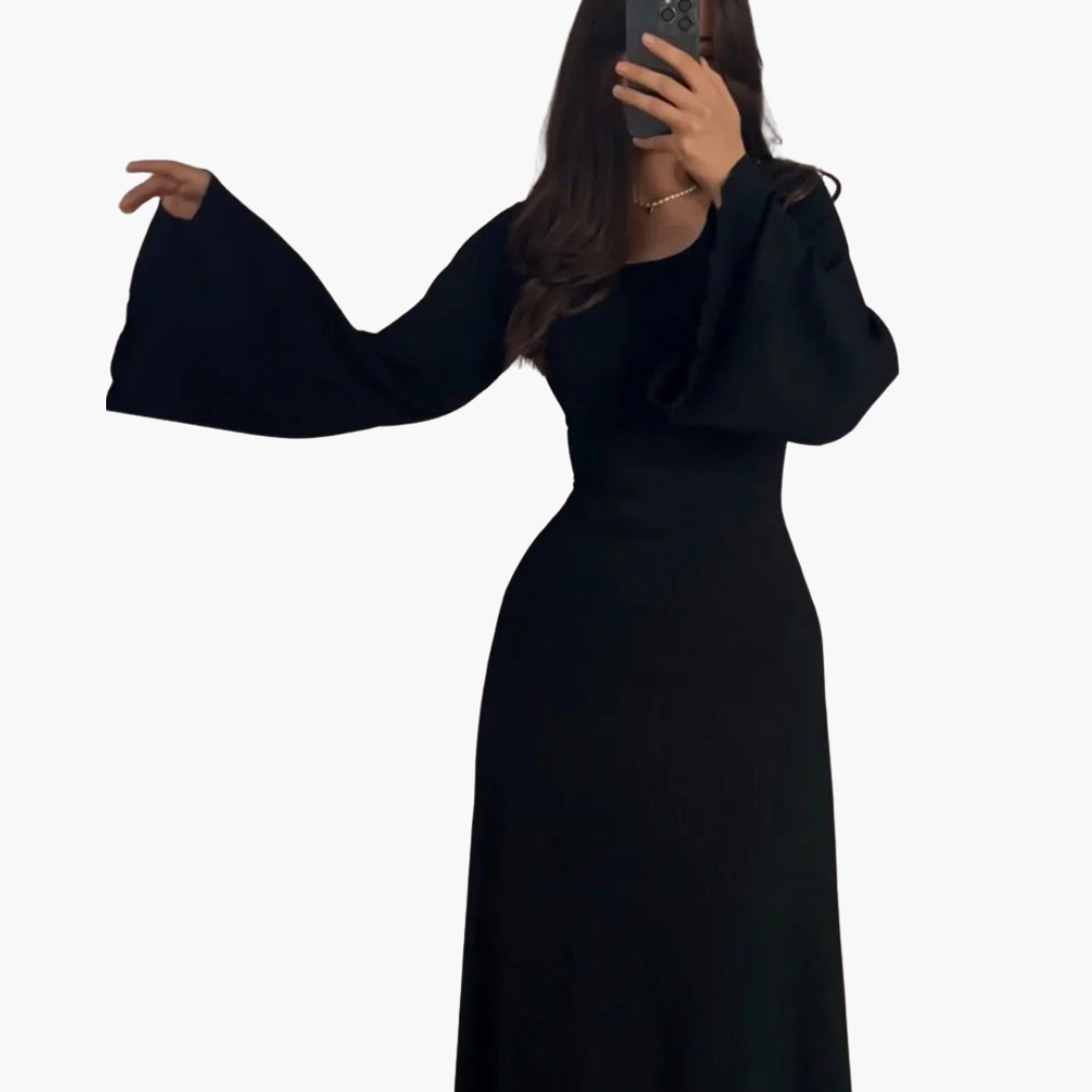 Elegant Maxi Dress - Long Sleeve Style for Women Guests