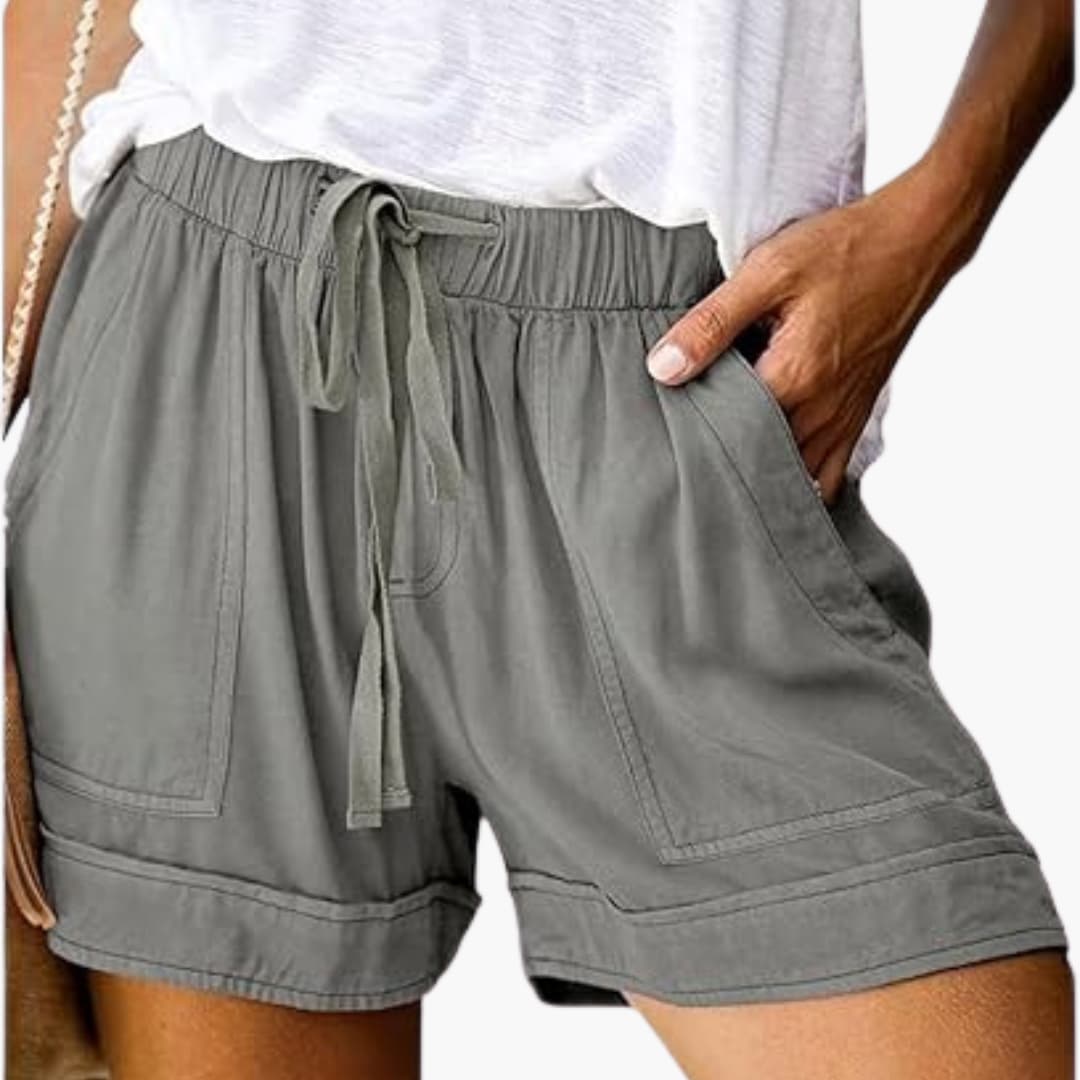 Women’s summer shorts with elastic waist and front pockets