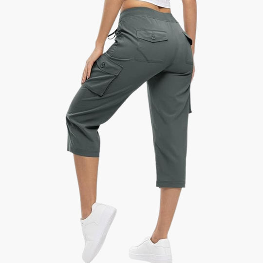 Women’s 3/4 length cargo capri shorts with utility pockets