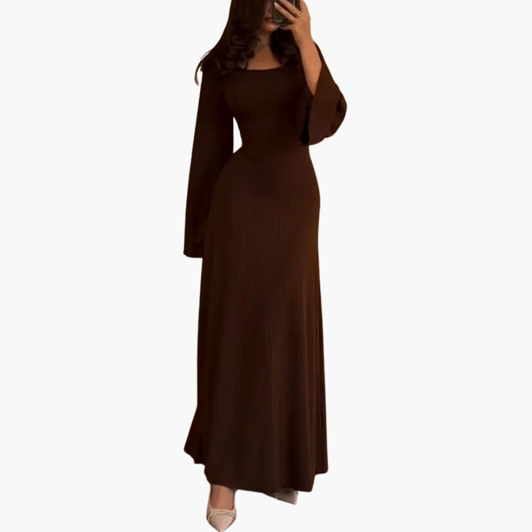 Elegant Maxi Dress - Long Sleeve Style for Women Guests