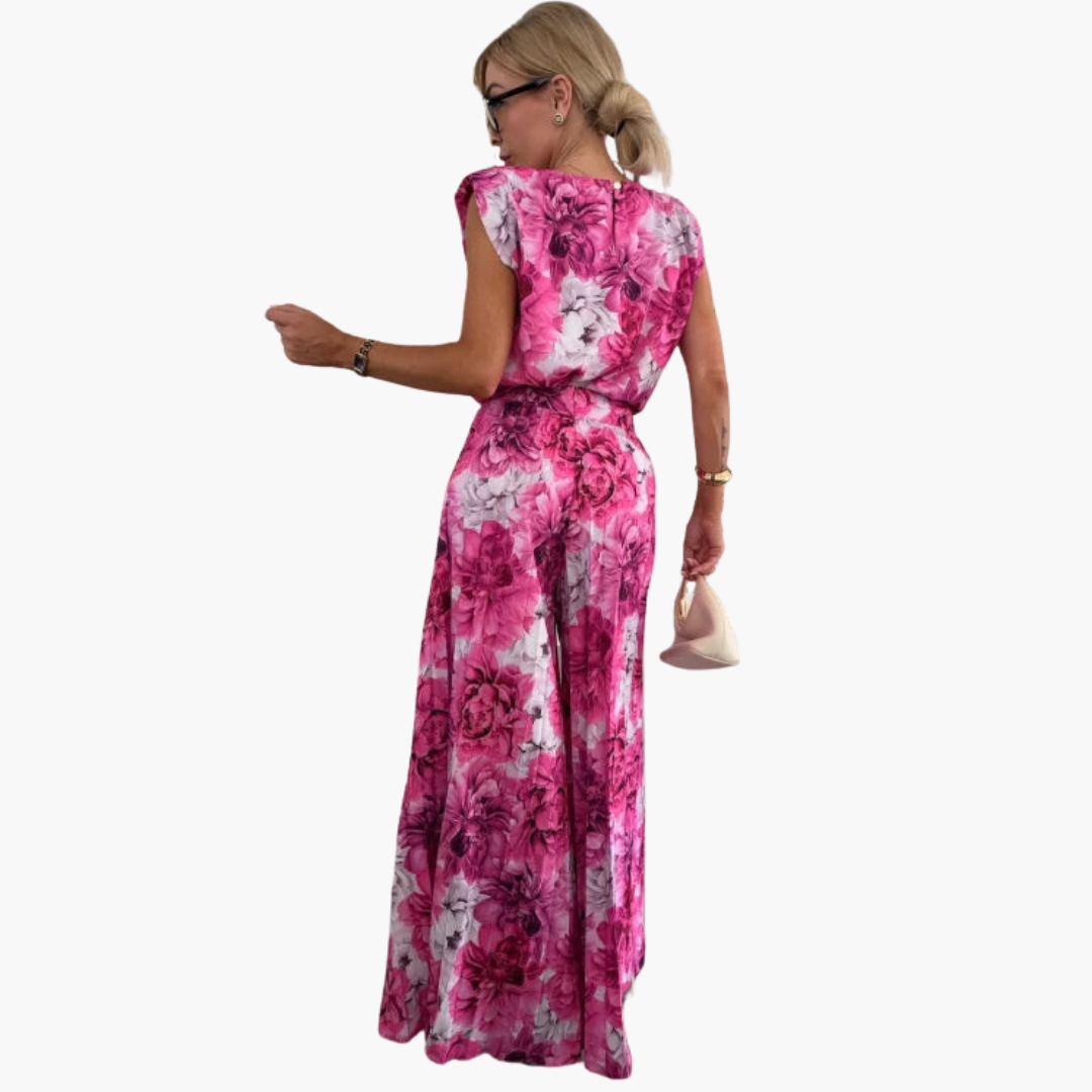 Elegant Two-Piece - Women's Pleated Trousers & Top Set
