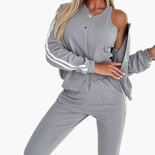 Women’s 3 piece all season set with joggers and jacket
