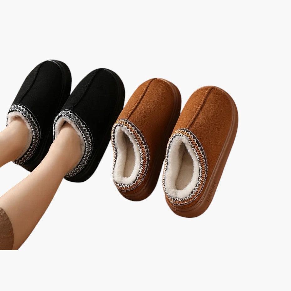 Sheepskin Slippers – Women's Cozy Indoor Winter Footwear